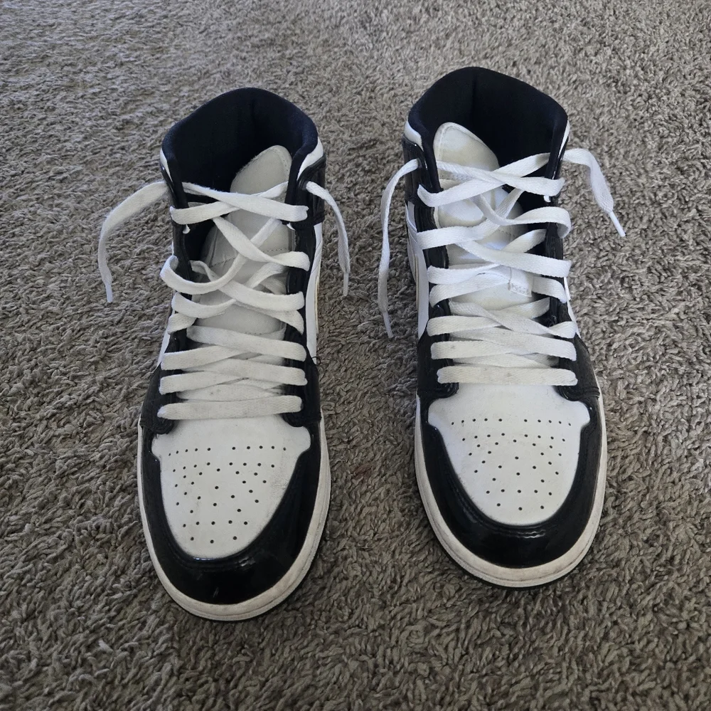 Air Jordan 1 Mid SE w/box